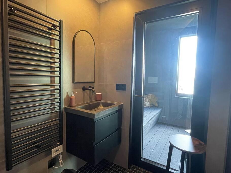 Theatersquare Apt Terrace Cityview Антверпен Екстериор снимка